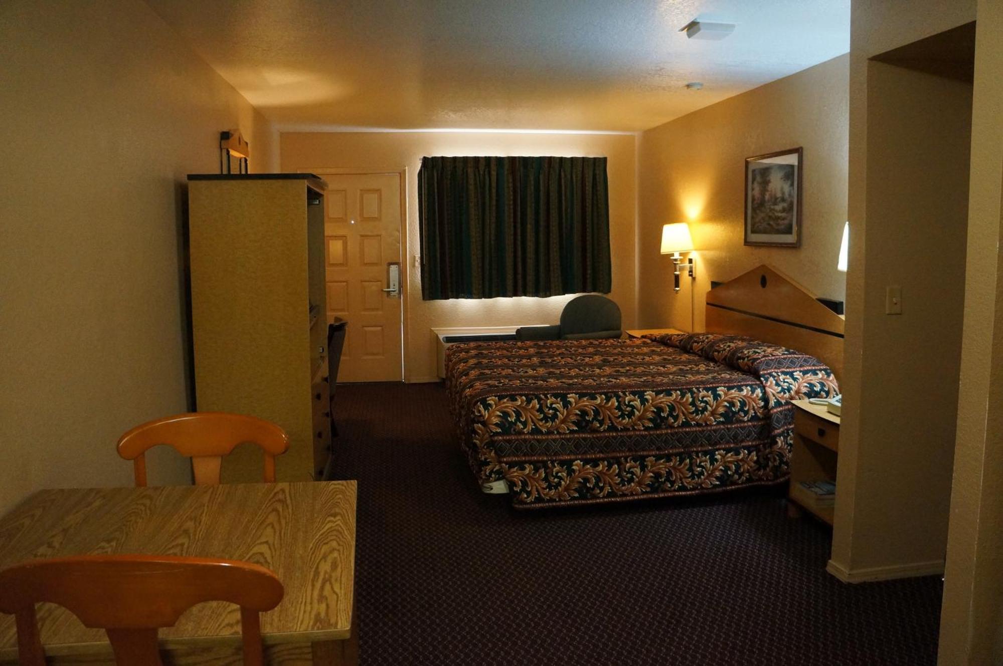 Delux Inn Tulsa Eksteriør billede